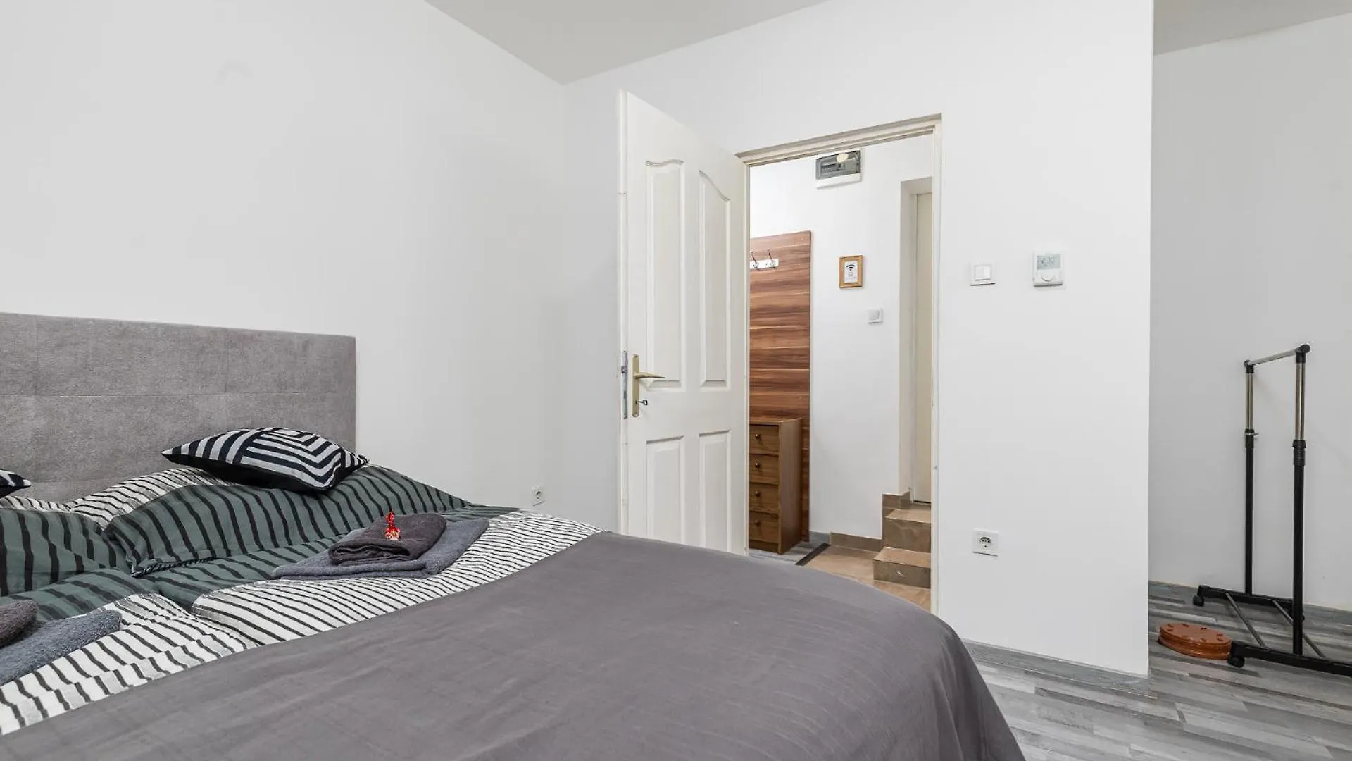 Gasthof Mira Nest - Budapest City Ungarn